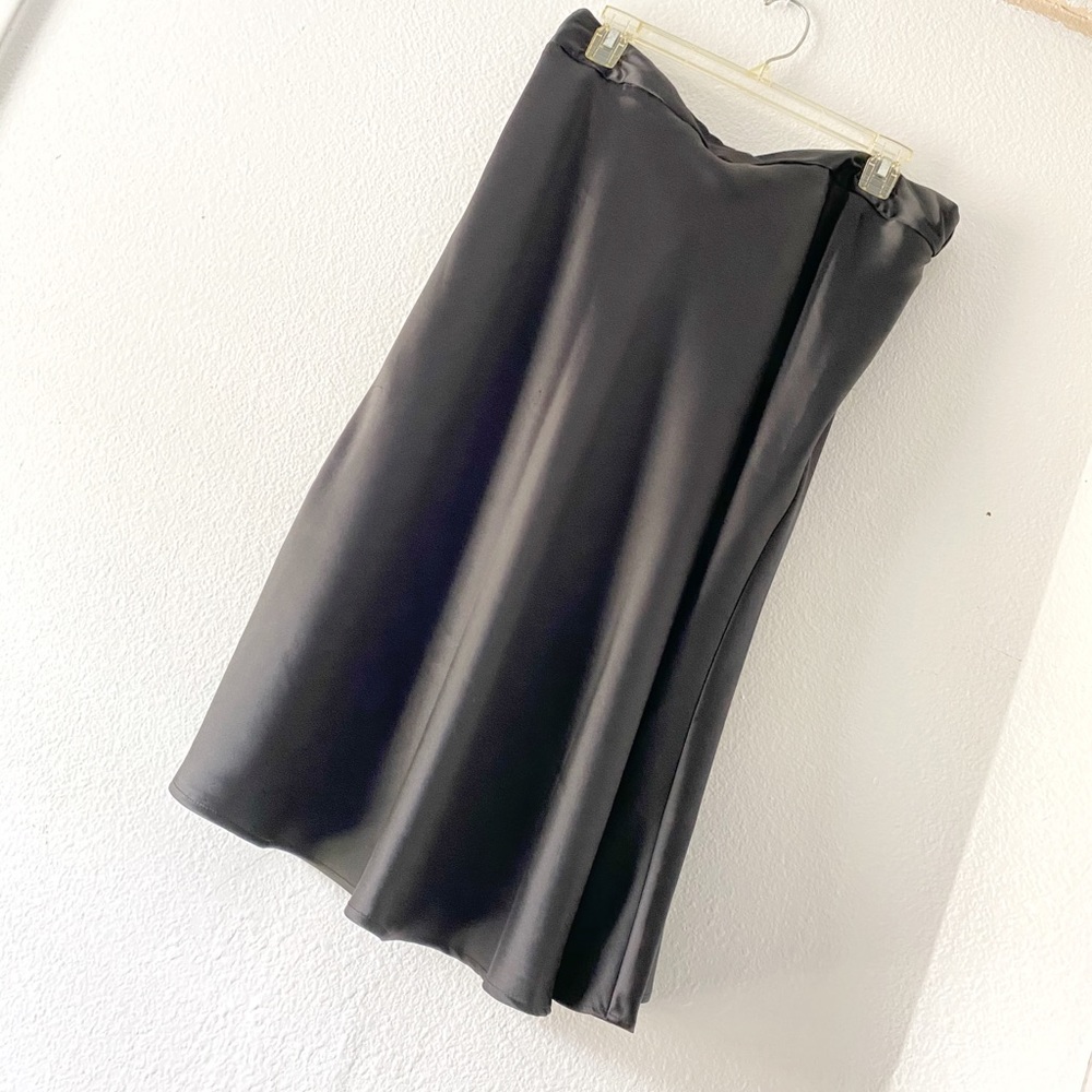 Satin skirt